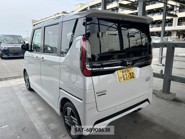 Nissan ROOX 2025-06 8224461-1