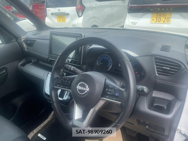 Nissan ROOX 2023-07 8224474-2