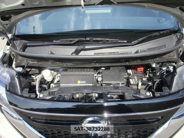 Nissan ROOX 2023-03 8224621-19
