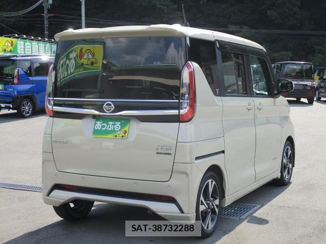 Nissan ROOX 2023-03 8224621-7