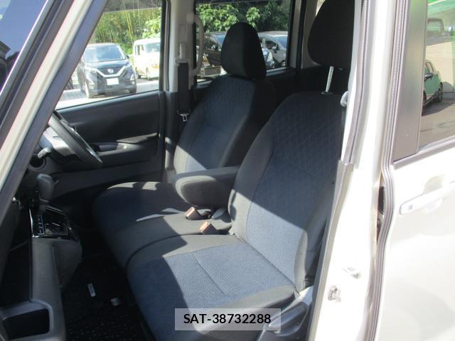 Nissan ROOX 2023-03 8224621-9