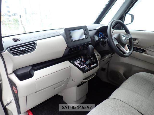 Nissan ROOX 2021-10 8224768-8