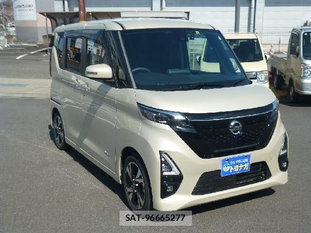 Nissan ROOX 2023-02 8224817-3