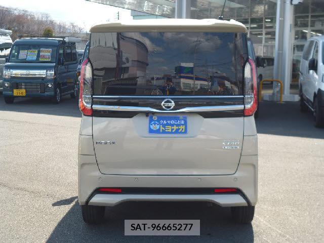Nissan ROOX 2023-02 8224817-8