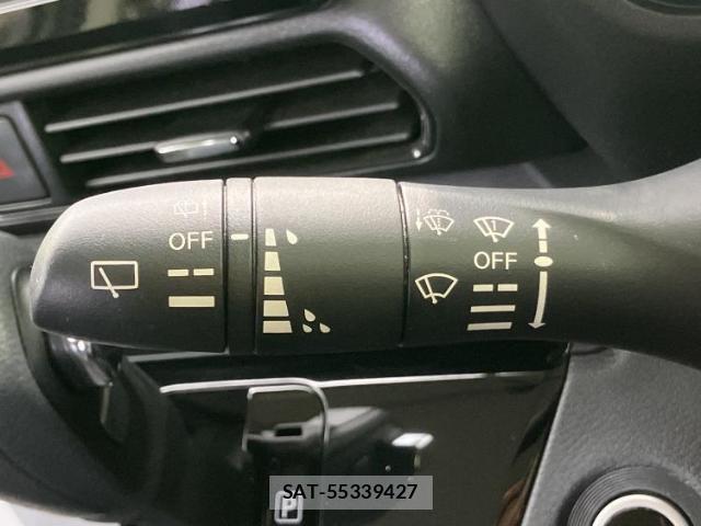 Nissan ROOX 2023-07 8225047-16