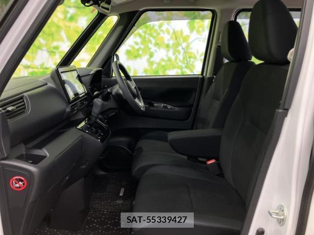 Nissan ROOX 2023-07 8225047-5
