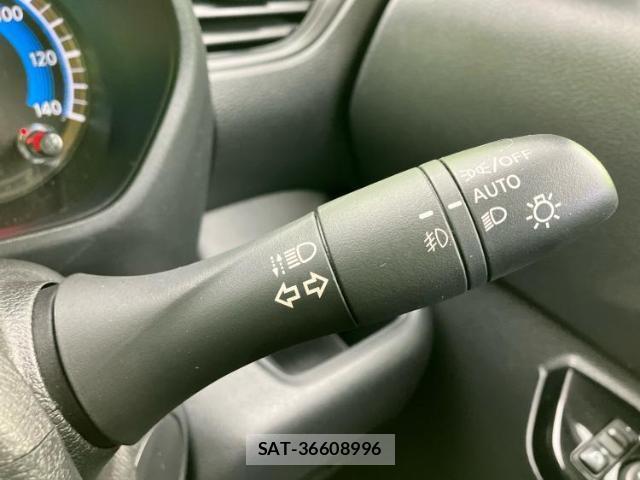 Nissan ROOX 2023-05 8225114-15