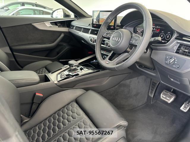 Audi RS5 2021-07 8220620-1