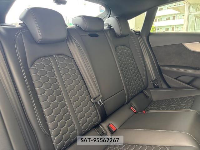 Audi RS5 2021-07 8220620-4