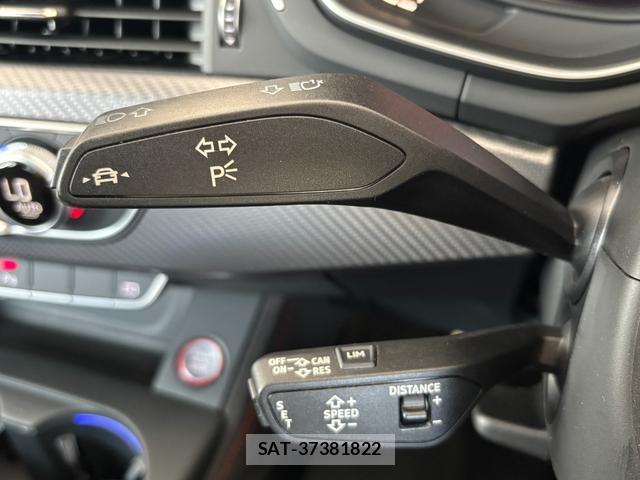 Audi RS5 2018-05 8220621-6