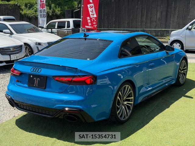 Audi RS5 2021-10 8224351-2