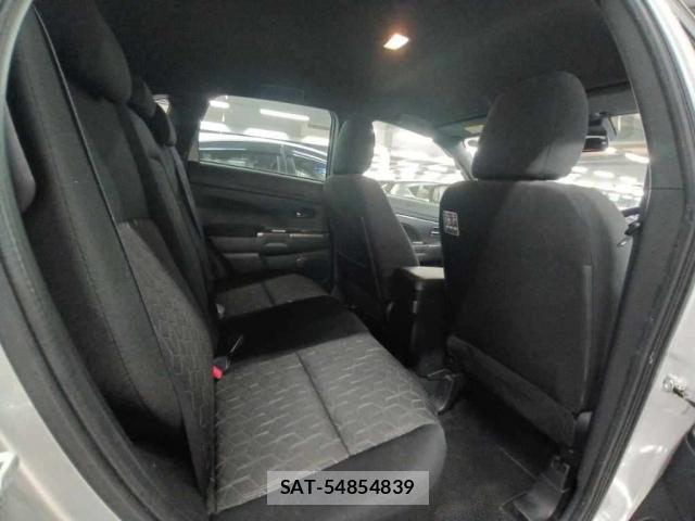 Mitsubishi RVR 2024-05 8216381-6