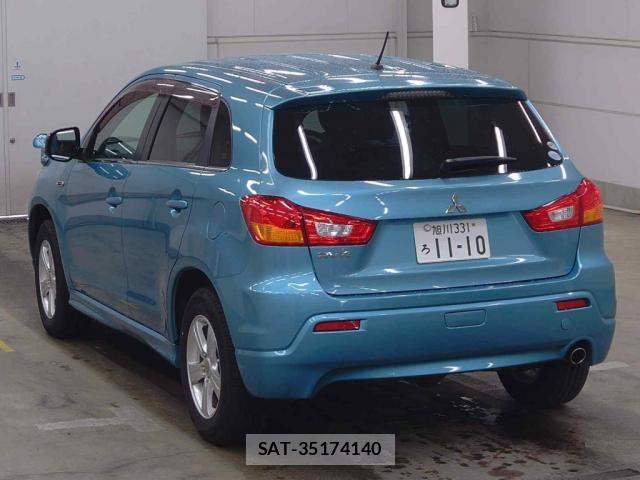 Mitsubishi RVR 2010-03 8217520-4