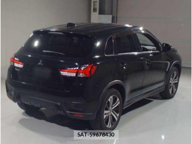 Mitsubishi RVR 2023-09 8217977-1