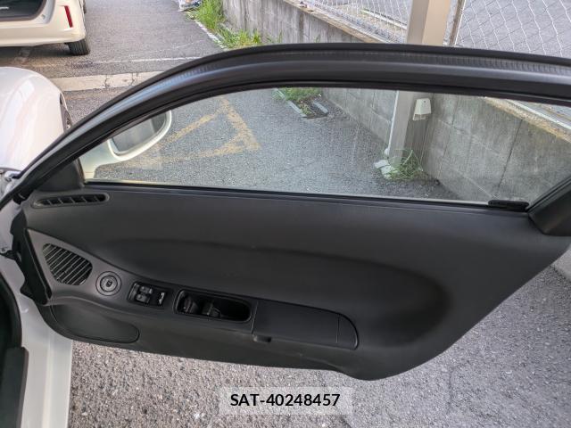 Mazda RX-7 1999-02 8223750-16