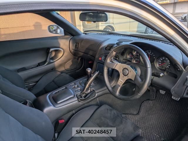 Mazda RX-7 1999-02 8223750-2