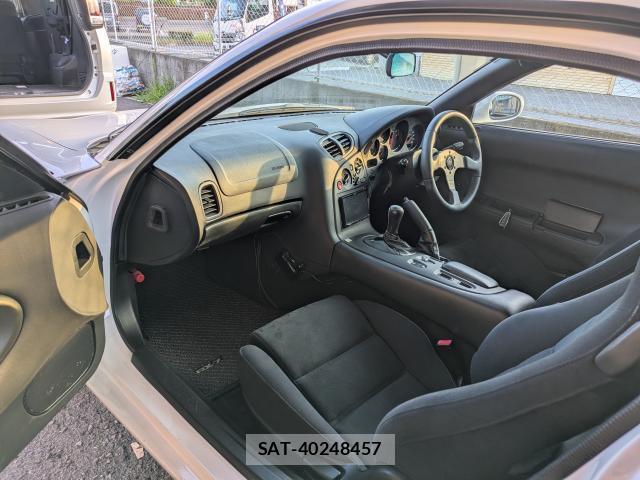 Mazda RX-7 1999-02 8223750-9