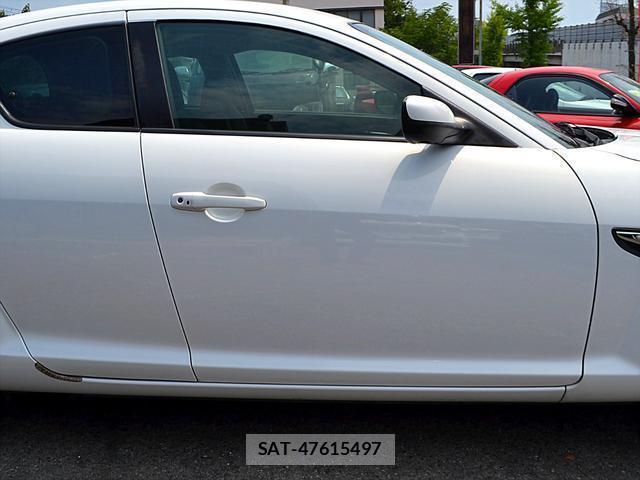 Mazda RX-8 2011-06 8220906-13