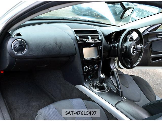 Mazda RX-8 2011-06 8220906-2