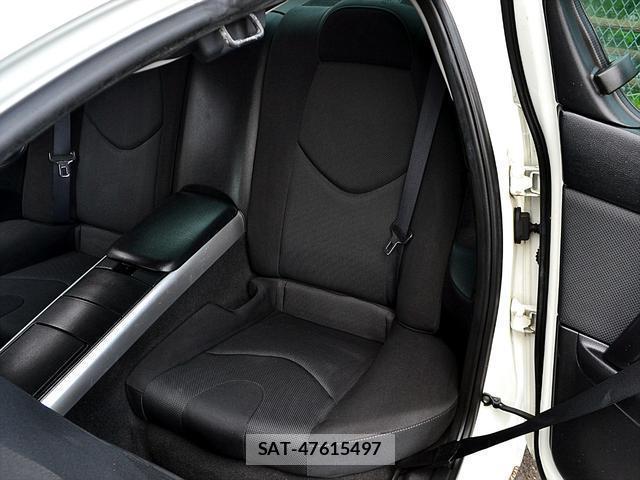 Mazda RX-8 2011-06 8220906-6