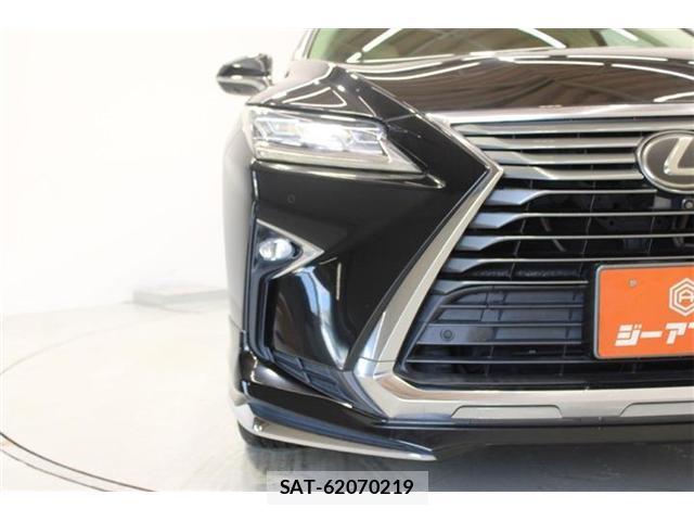 Lexus RX 2016-06 8216946-11