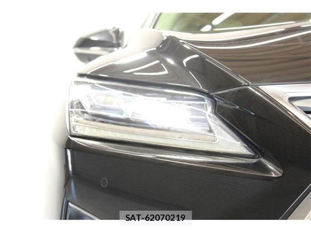 Lexus RX 2016-06 8216946-12