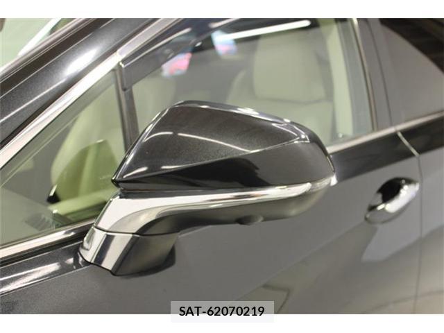 Lexus RX 2016-06 8216946-15