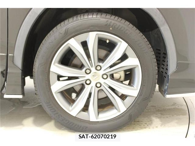 Lexus RX 2016-06 8216946-17
