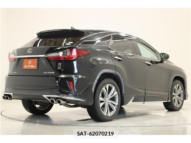 Lexus RX 2016-06 8216946-7