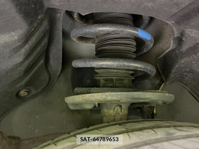 Lexus RX 2017-09 8218529-19