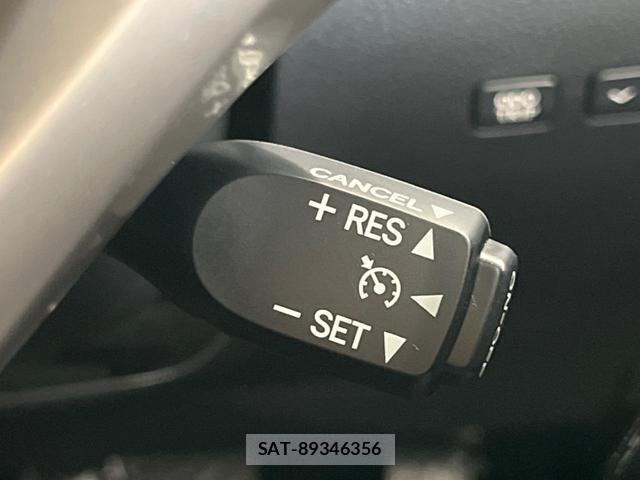 Lexus RX 2014-01 8219684-6