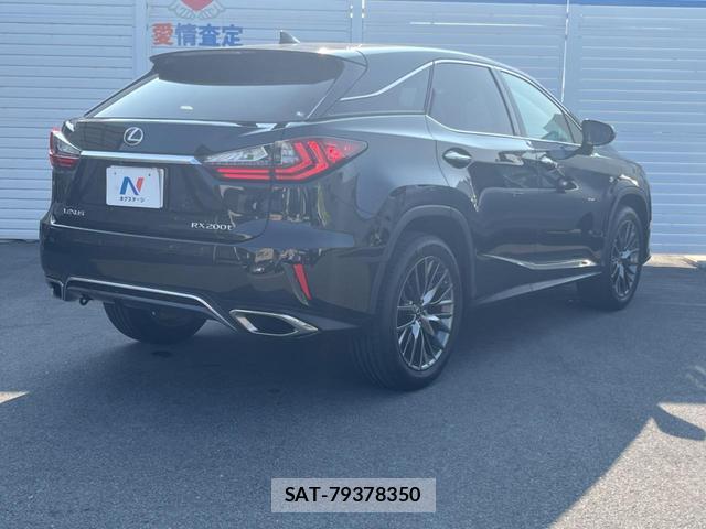 Lexus RX 2016-01 8221097-15