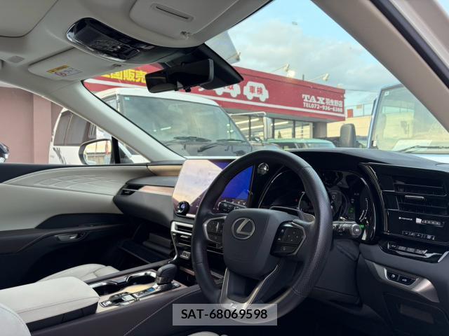 Lexus RX 2024-03 8223753-10