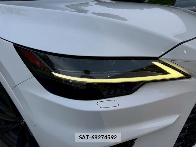Lexus RX 2023-11 8223802-11