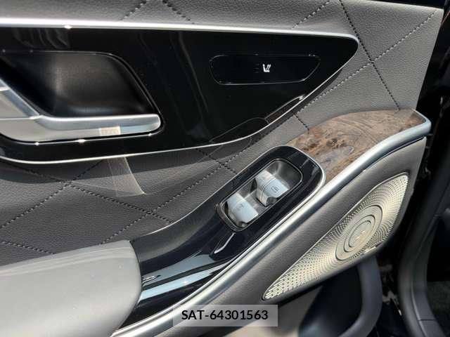 Mercedes Benz S-CLASS 2022-02 8224316-18