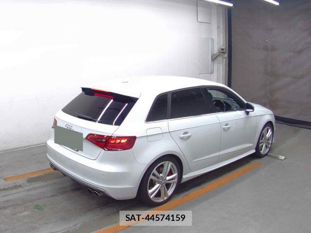 Audi S3 2016-08 8223170-4