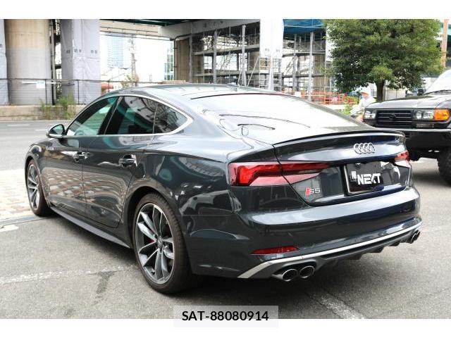 Audi S5 2017-10 8221199-9