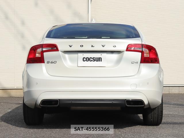 Volvo S60 2016-05 8216601-8