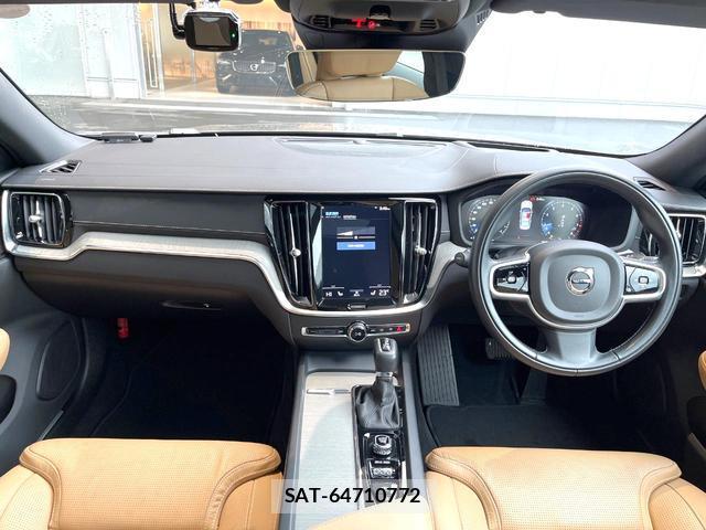 Volvo S60 2020-06 8220574-1