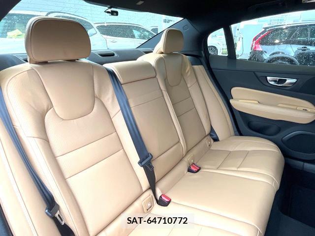 Volvo S60 2020-06 8220574-12