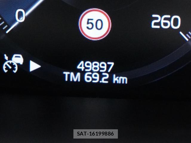 Volvo S60 2019-11 8222930-11