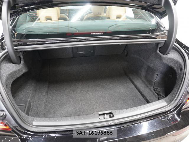 Volvo S60 2019-11 8222930-16