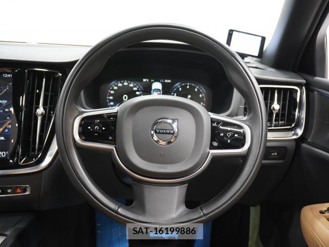 Volvo S60 2019-11 8222930-3