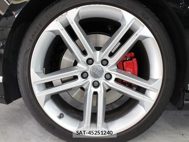 Audi S8 2020-09 8220635-16