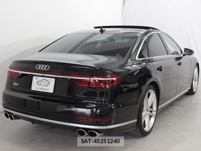 Audi S8 2020-09 8220635-8
