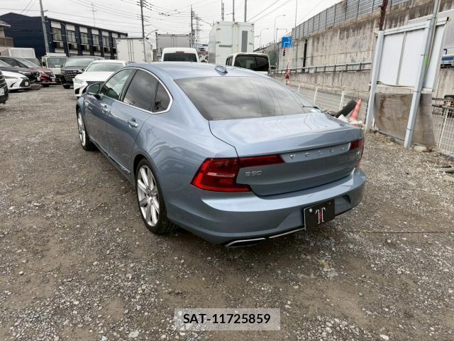 Volvo S90 2017-02 8224347-4