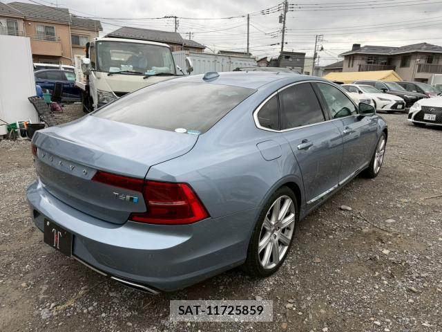 Volvo S90 2017-02 8224347-6