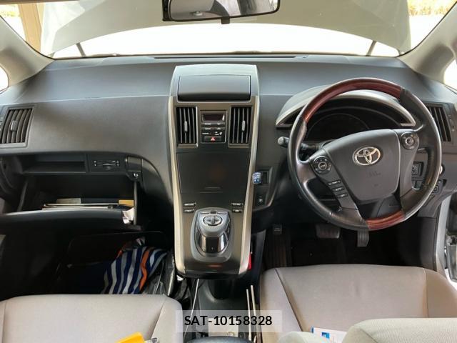 Toyota SAI 2011-04 8218397-10