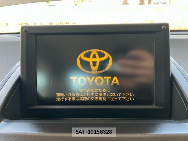 Toyota SAI 2011-04 8218397-15