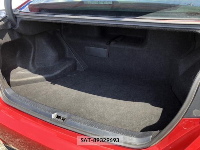 Toyota SAI 2015-06 8221606-13